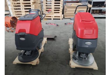 U.S. Logistics Company Testing RONLON Floor Scrubbers for the First Time